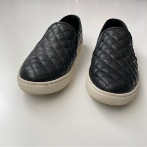 Steve Madden Ecentrcq Slip On Quilted Leather Sneaker, Size 8.5